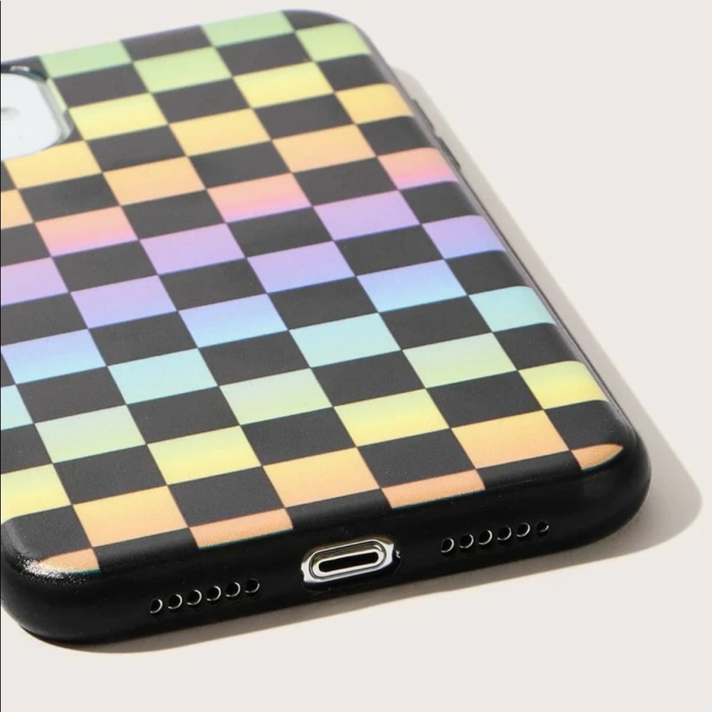 iPhone 11 Pro Max case - Picture 3 of 5